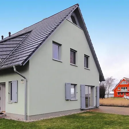 Semi-detached House, Vieregge